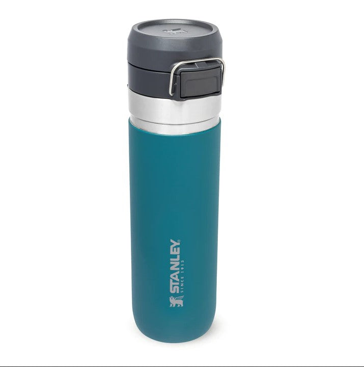 Stanley Quick Flip  Water Bottle .7L / 24oz - Lagoon