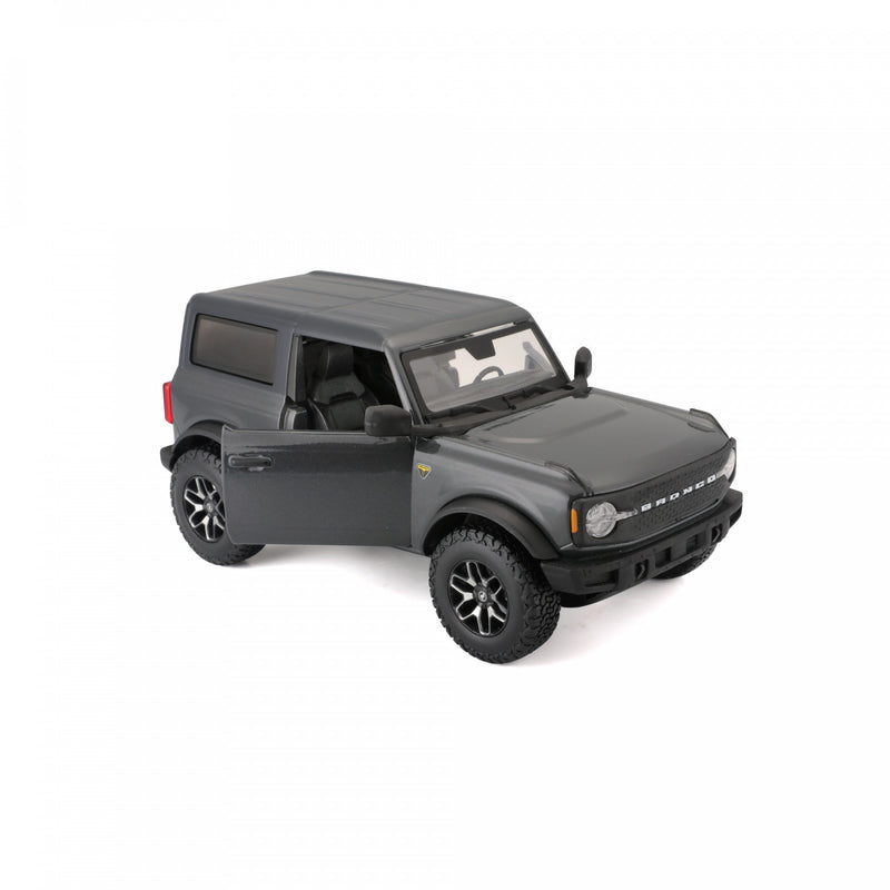 Ford Bronco 2021 1/24 (3 Assorted)