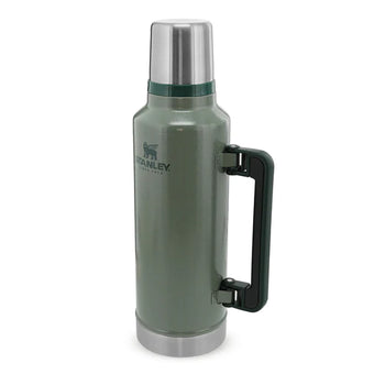 Stanley Legendary Classic Bottle 1.9L / 2.0QT - Hammertone Green