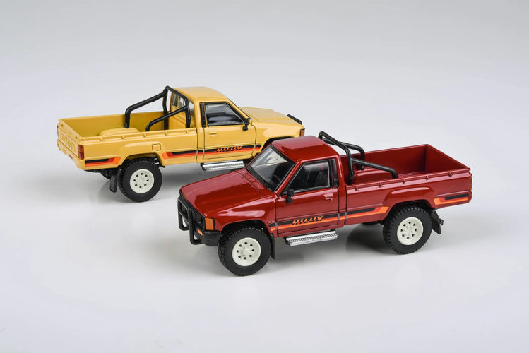 Paragon Red Toyota Hilux Single Cab 1984 1/64