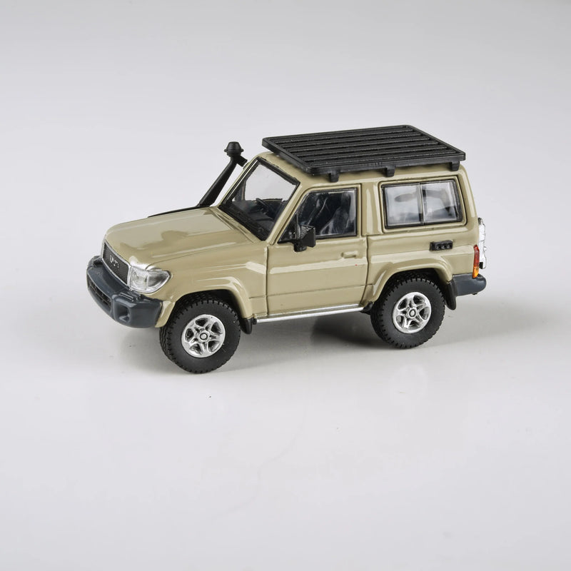 Paragon Sandy Taupe 2014 Toyota Land Cruiser 71 1/64