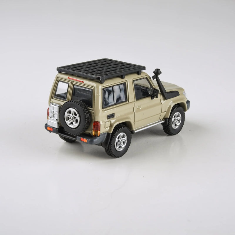 Paragon Sandy Taupe 2014 Toyota Land Cruiser 71 1/64