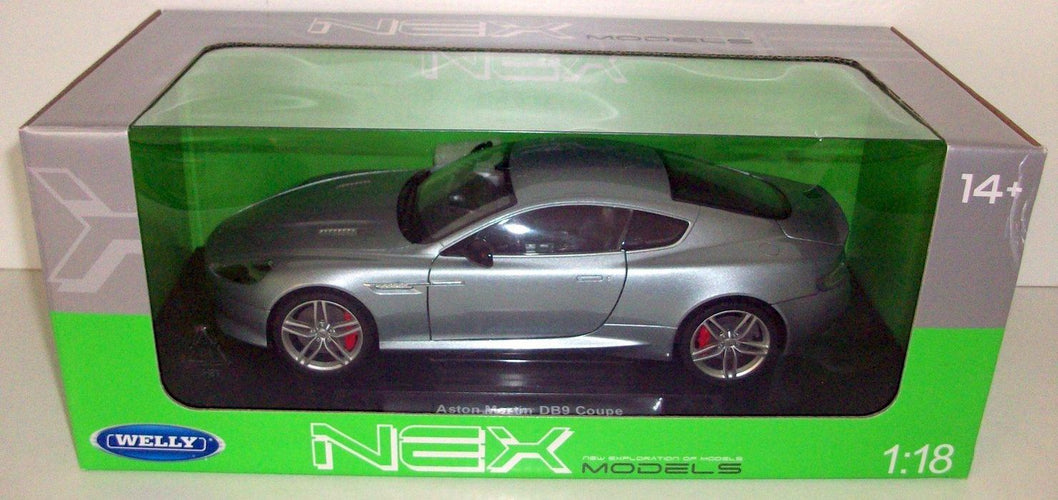 Welly Aston Martin DB9 Coupe Silver 2010 Premium Collection 1/18